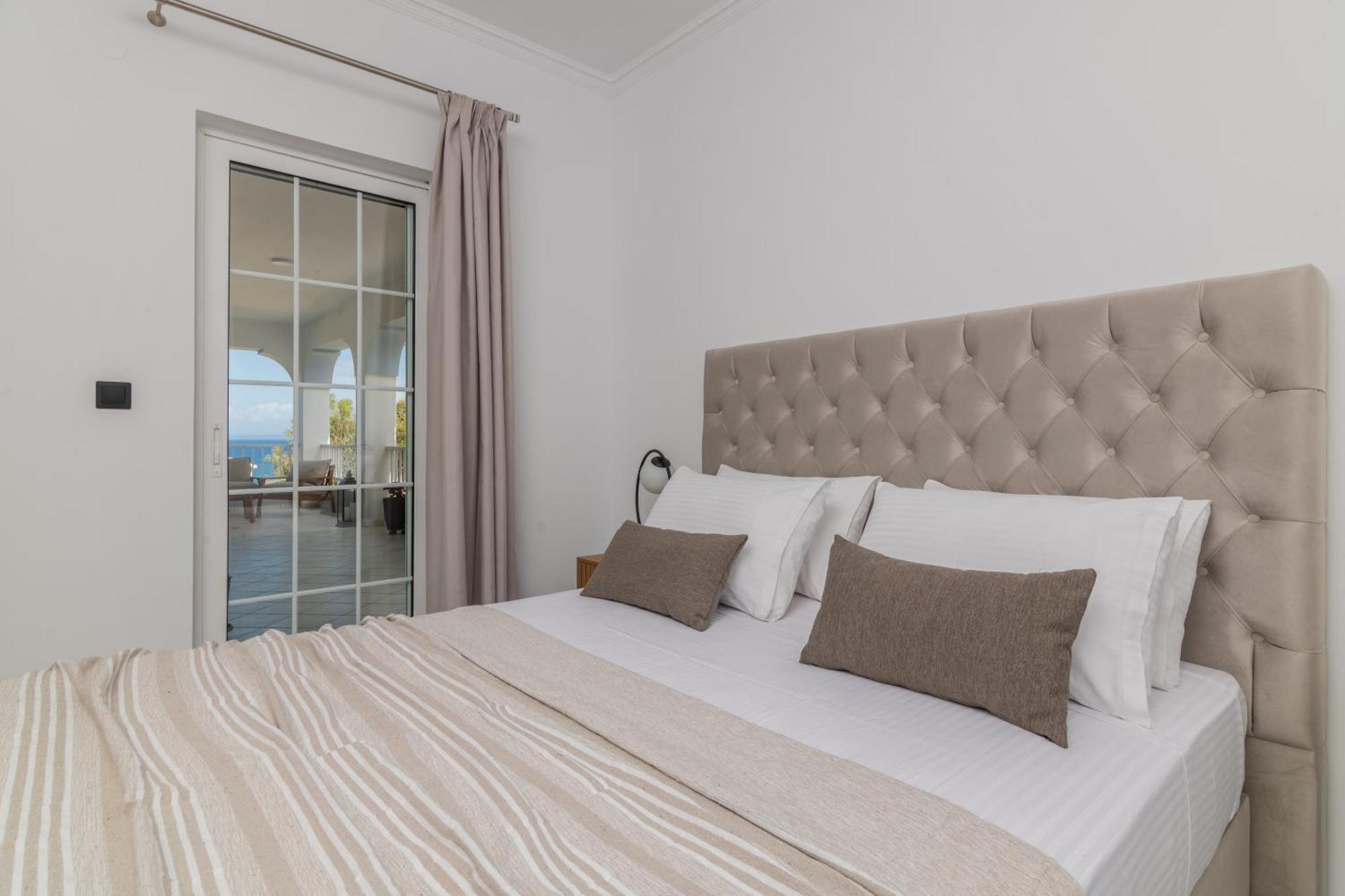 Swan Apartment 3 Zakynthos Town Exterior photo